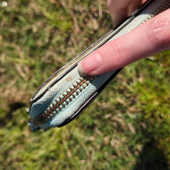 Kate Spade Mint Continental Zip Around Wallet CALLOUTS - Picture 6 of 15